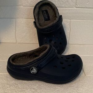 CROCS Kids Navy Faux-Fur Lined Clogs